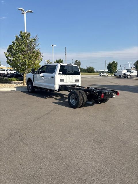 2027 Ford F-350 XL DRW