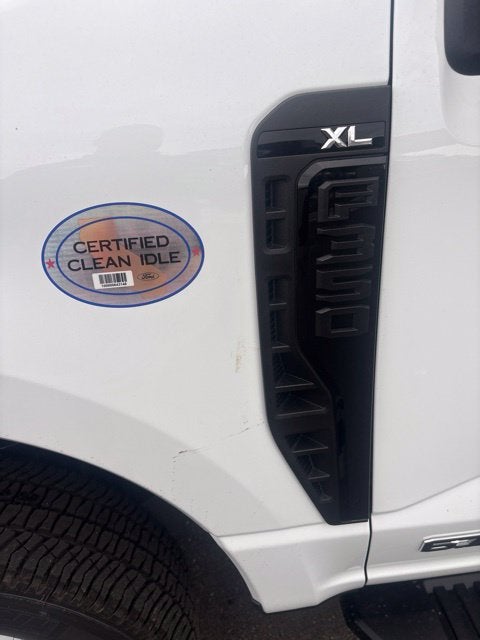 2027 Ford F-350 XL DRW