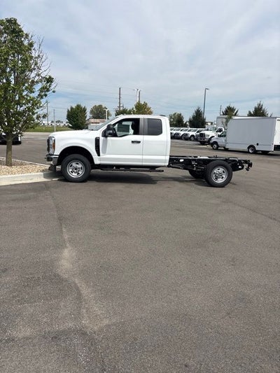 2027 Ford F-350 XL