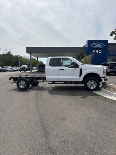 2027 Ford F-350 XL
