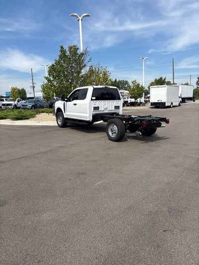 2027 Ford F-350 XL