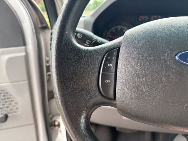 2011 Ford E-450SD Base Cutaway