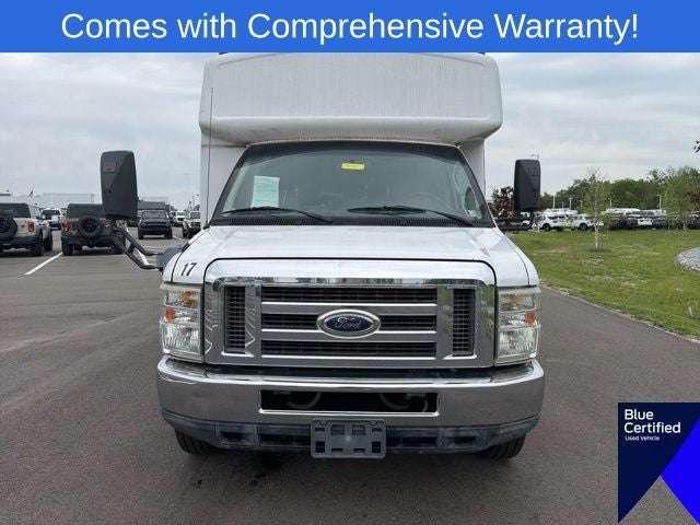 2011 Ford E-450SD Base Cutaway