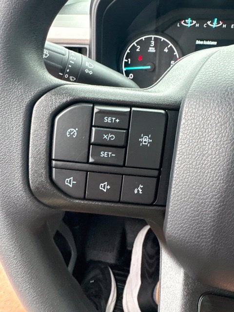 2027 Ford F-600SD XL