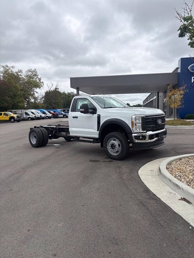 2027 Ford F-600SD XL