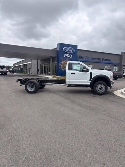 2027 Ford F-600SD XL