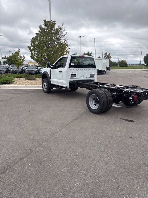 2027 Ford F-600SD XL