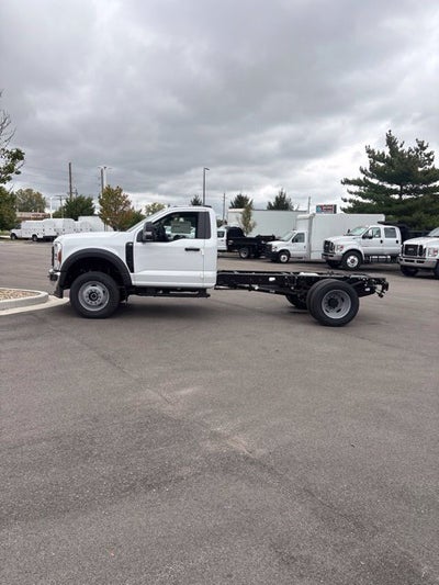 2027 Ford F-600SD XL