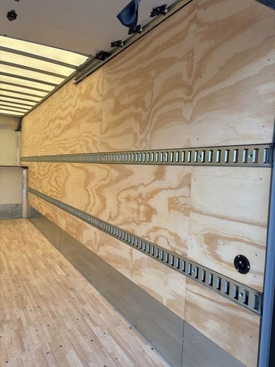 2025 Ford F-600SD xl