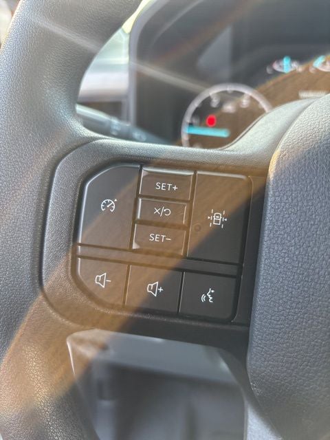 2025 Ford F-600SD xl