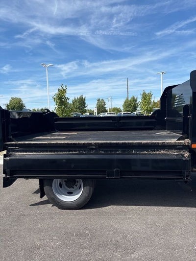 2025 Ford F-600SD XL