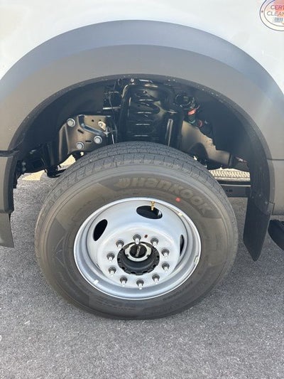 2025 Ford F-600SD XL