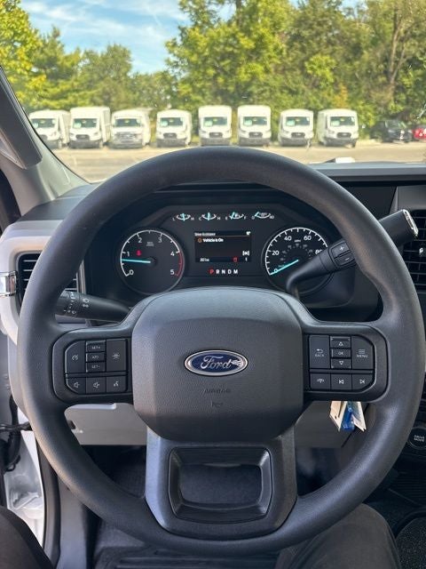 2025 Ford F-600SD XL