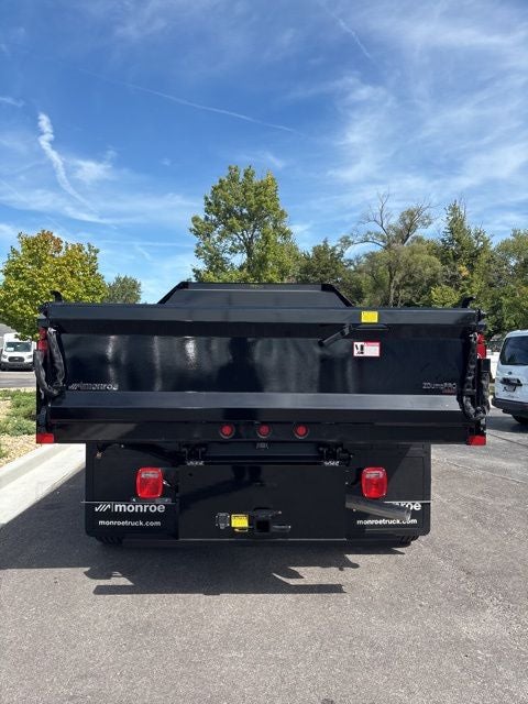 2025 Ford F-600SD XL