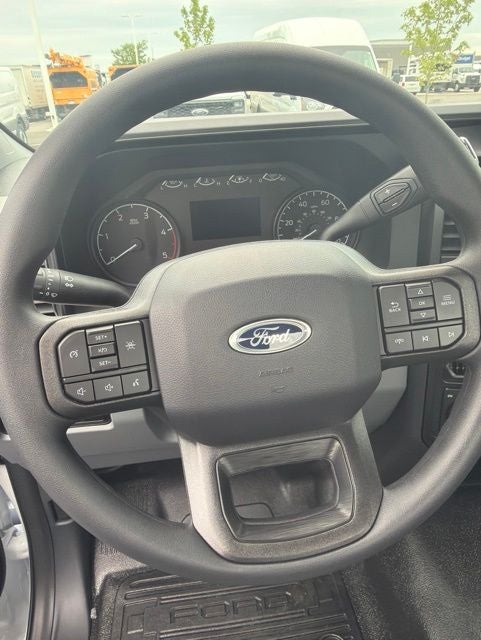 2026 Ford F-600SD XL
