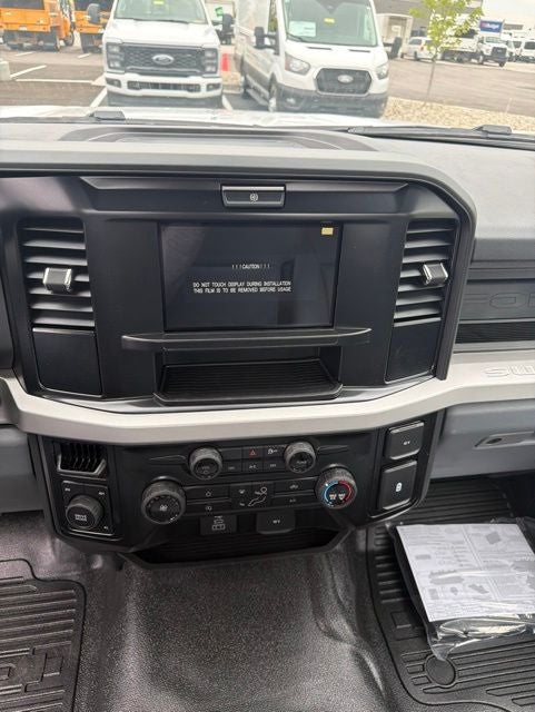 2026 Ford F-600SD XL