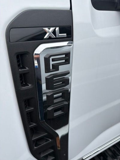 2026 Ford F-600SD XL