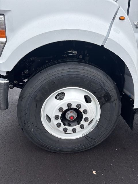2026 Ford F-650SD Base XL