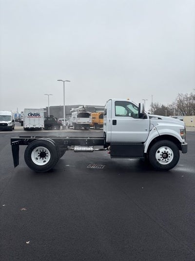 2026 Ford F-650SD Base XL