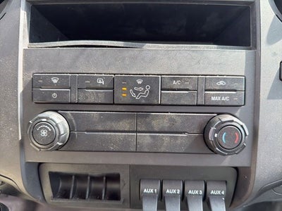 2022 Ford F-750SD Base Box Truck