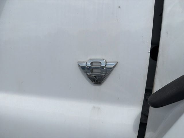 2022 Ford F-750SD Base Box Truck