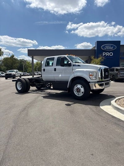 2027 Ford F-650SD Base