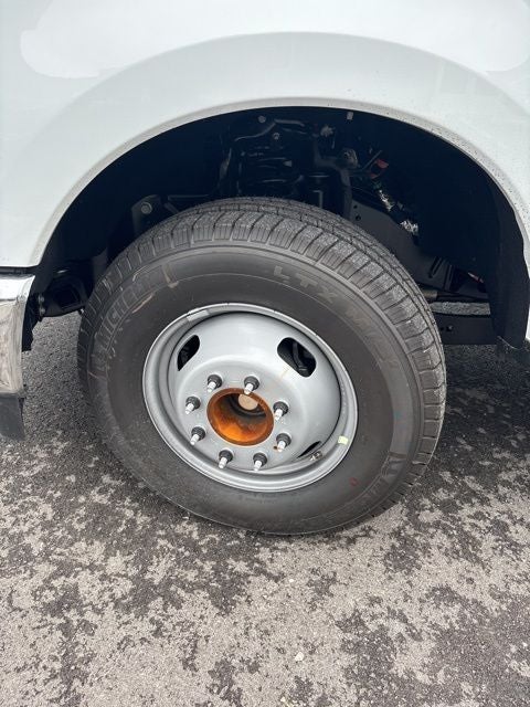 2025 Ford F-350 XL DRW