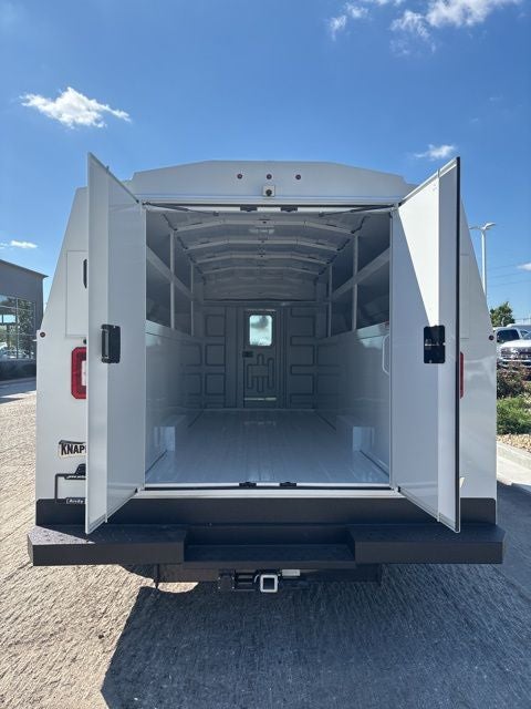 2026 Ford E-350SD Base Cutaway