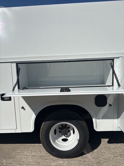 2026 Ford E-350SD Base Cutaway