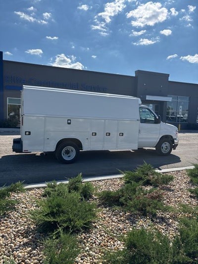2026 Ford E-350SD Base Cutaway