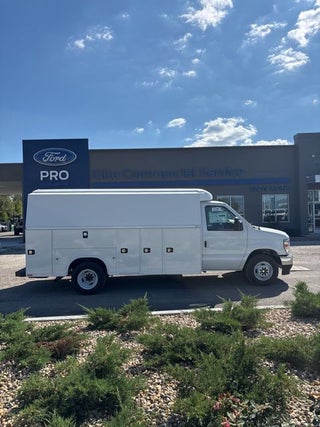 2026 Ford E-350SD Base Cutaway