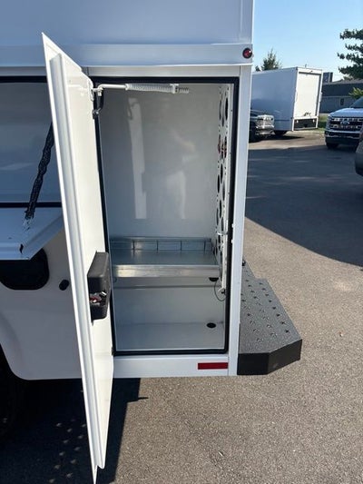 2027 Ford E-350SD Base Cutaway