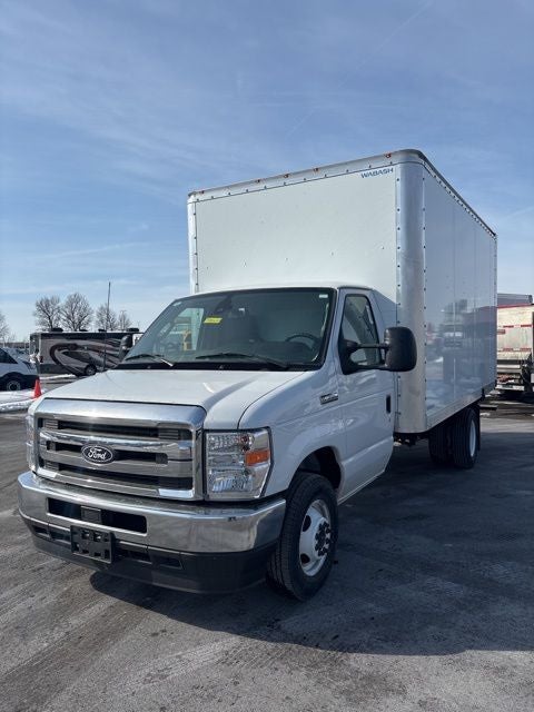 2026 Ford E-350SD Base Cutaway