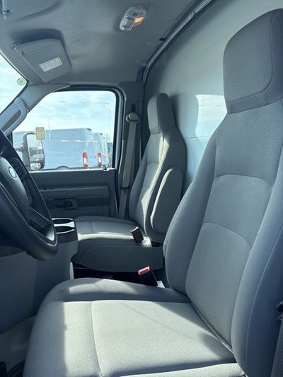 2026 Ford E-350SD Base Cutaway