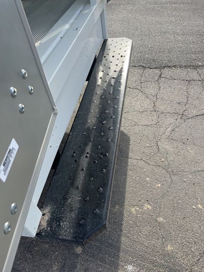 2025 Ford E-350SD Base Cutaway