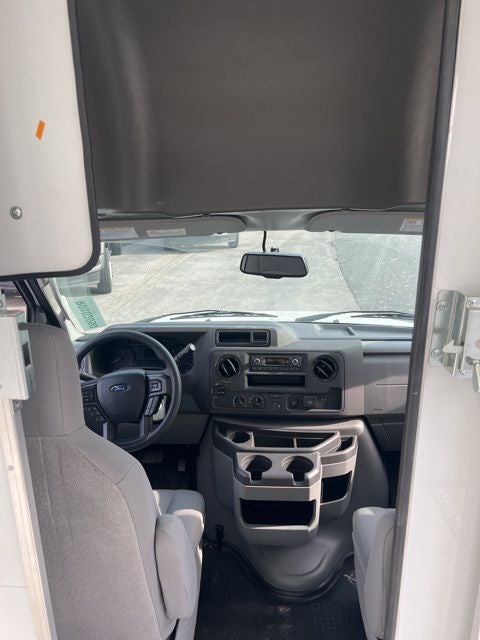 2025 Ford E-350SD Base Cutaway