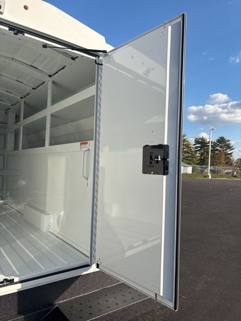 2026 Ford E-350SD Base Cutaway