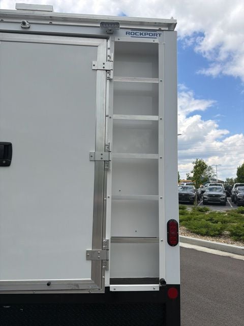 2027 Ford E-350SD Base Cutaway