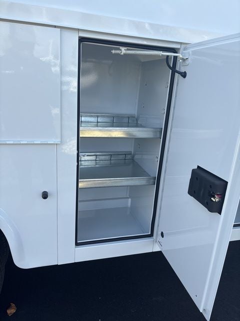 2026 Ford E-350SD Base Cutaway