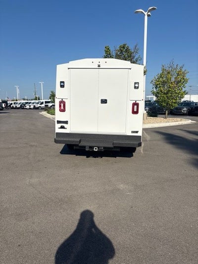 2027 Ford E-350SD Base Cutaway