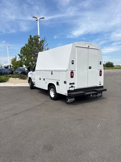 2027 Ford E-350SD Base Cutaway