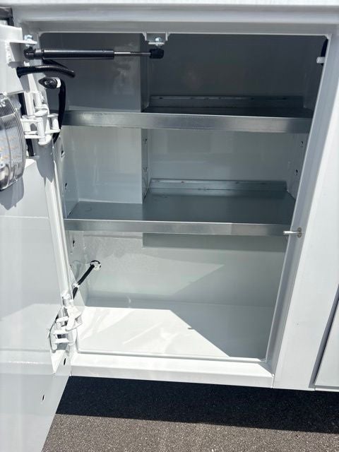 2027 Ford E-350SD Base Cutaway
