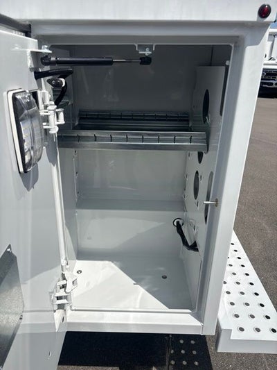 2027 Ford E-350SD Base Cutaway