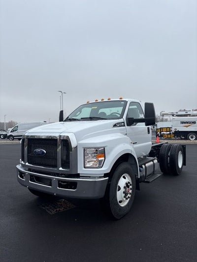 2026 Ford F-750SD Base XL