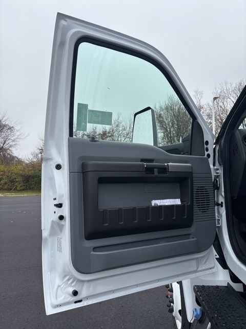 2026 Ford F-750SD Base XL