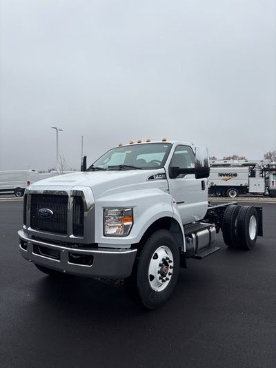 2026 Ford F-750SD Base XL