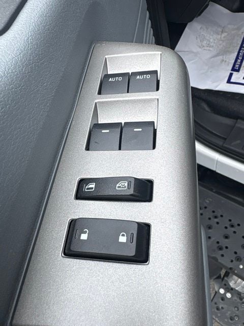 2027 Ford F-750SD Base