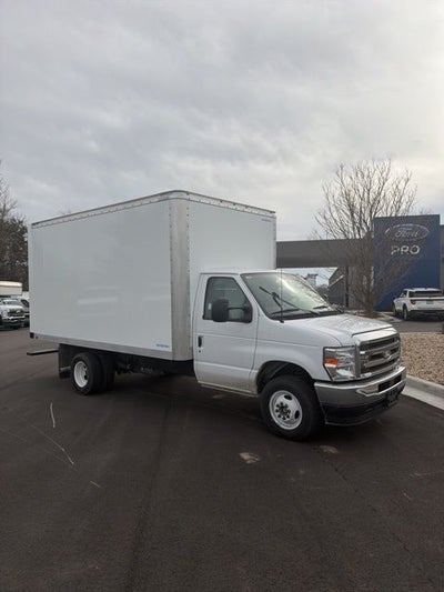 2026 Ford E-450SD Base