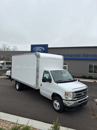 2026 Ford E-450SD Base
