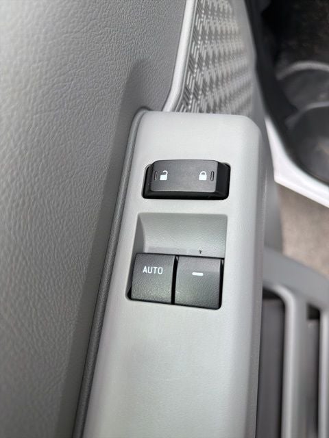2027 Ford E-450SD Base